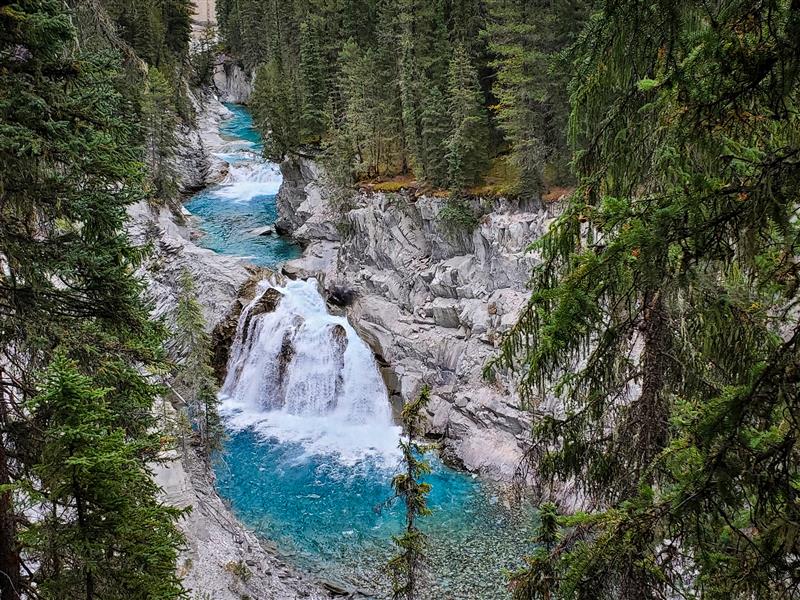 Waterfall Hikes in the Canadian Rockies – Volume 1